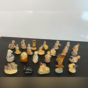 Wade Red Rose Tea Nursery Rhyme Series Complete Set of 24 Figurines